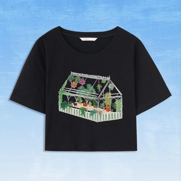 ISO: Romwe X Maybeinmay Plants Graphic Crop Tee - Picture 1 of 1